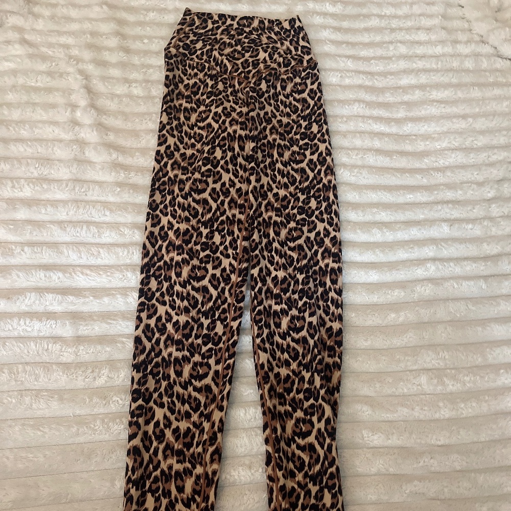 Brand new aerie cheeta leggings